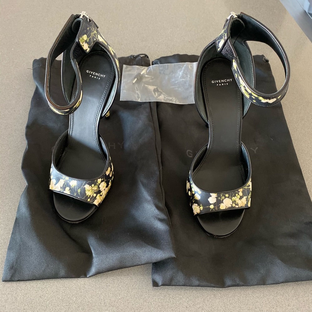 Givenchy Neena “Baby’s Breath” Heels